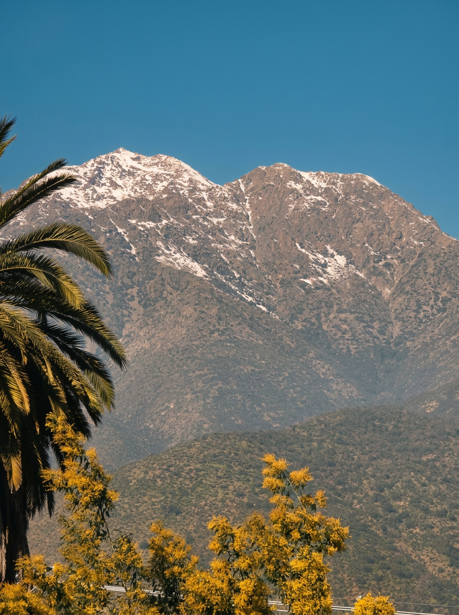 Montaña cercana